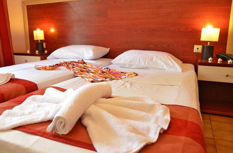 Mavrikos Hotel Планос Екстер'єр фото