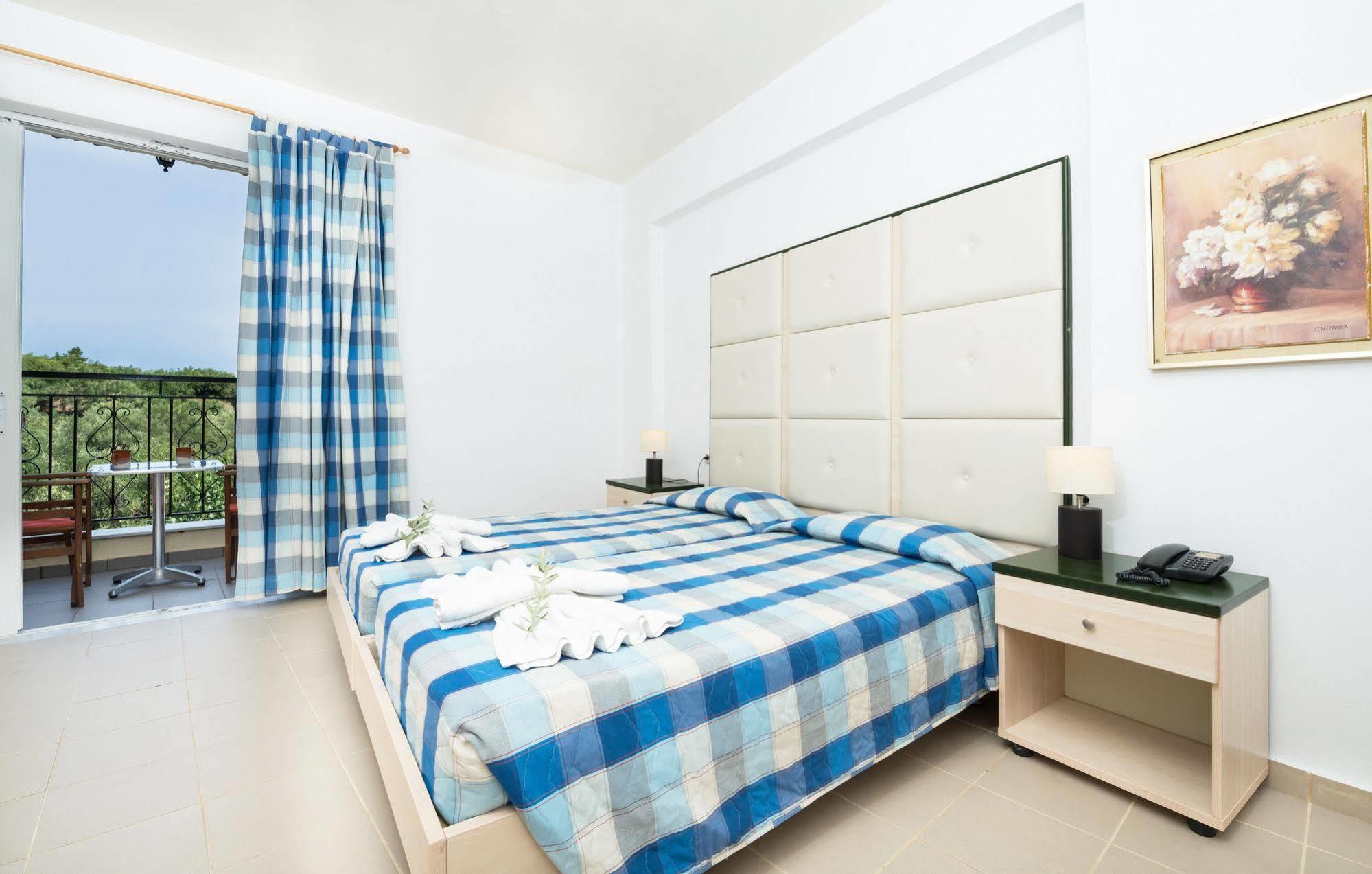 Mavrikos Hotel Планос Екстер'єр фото