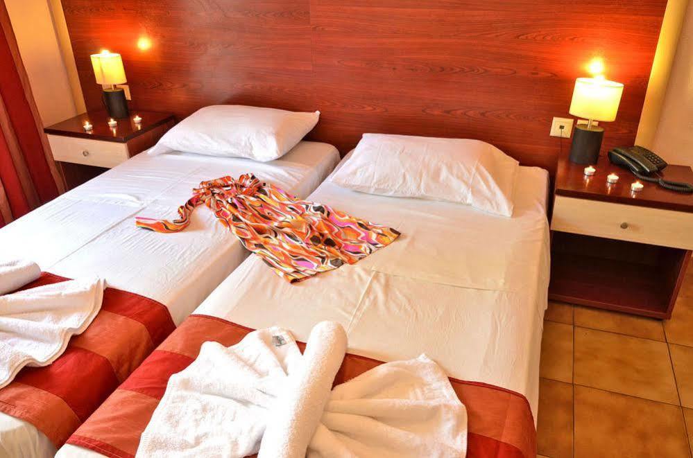 Mavrikos Hotel Планос Екстер'єр фото
